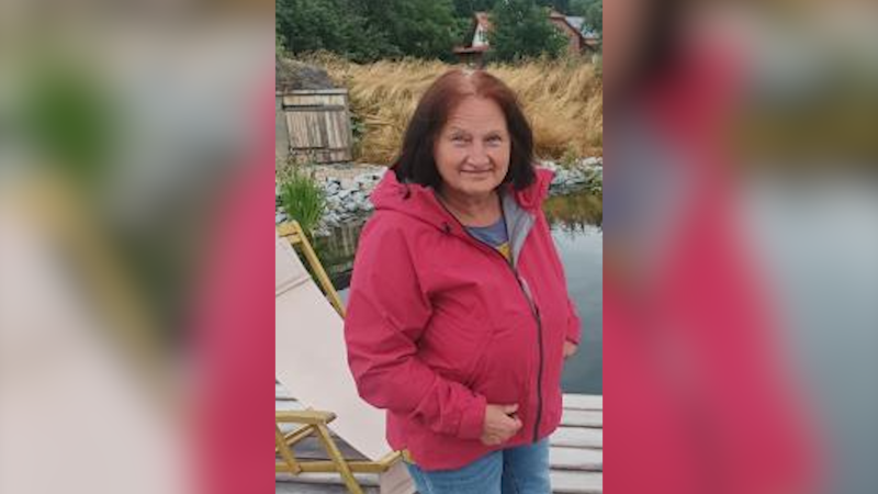 Žena se v obchoďáku v Praze ztratila manželovi. Pátrá po ní policie, může být dezorientovaná