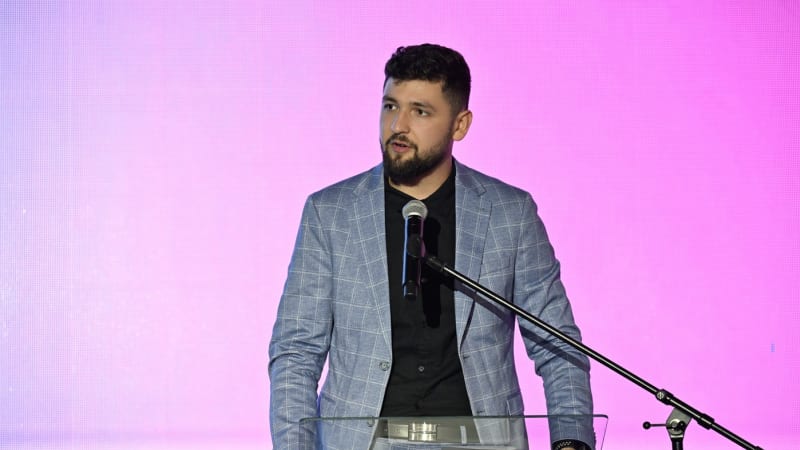 Gregor: Zavedeme školné u „nepotřebných“ oborů na VŠ. Zoufalá snaha o pozornost, namítá Plaga