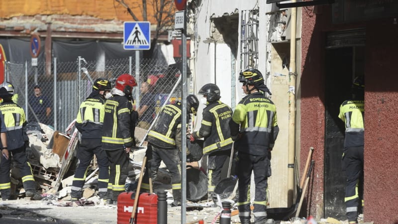 Exploze plynu v Madridu: Výbuch zranil přes 20 lidí v restauraci i v domě, záběry ukazují zkázu
