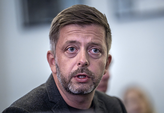 Uprchlíci z Ukrajiny mohou v Česku zůstat i dva roky po válce, říká Rakušan