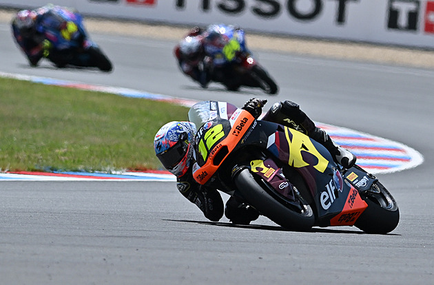 Salač měl pád a do Velké ceny Japonska odstartuje ze šesté řady