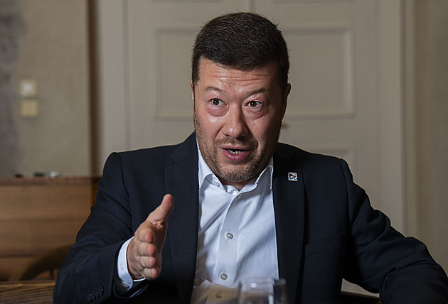 Odchod Ukrajinců vyřeší drahé bydlení. Okamura o plánech SPD na vládu s ANO