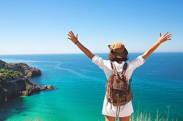 Jsou úspěšní a práce je baví. Jak si influenceři vydělávají cestováním