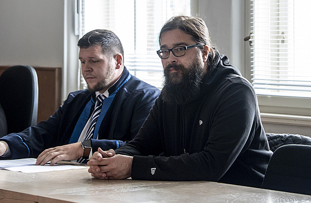 Zproštění v kauze požáru Českého Švýcarska neplatí, strážce budou soudit znovu