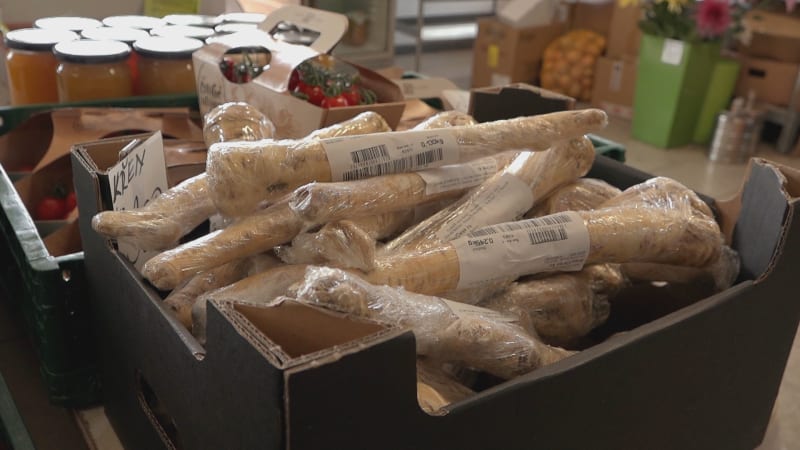 Hořký osud křenu: Tradiční pochutina mizí z pultů, Češi si za ni výrazně připlatí