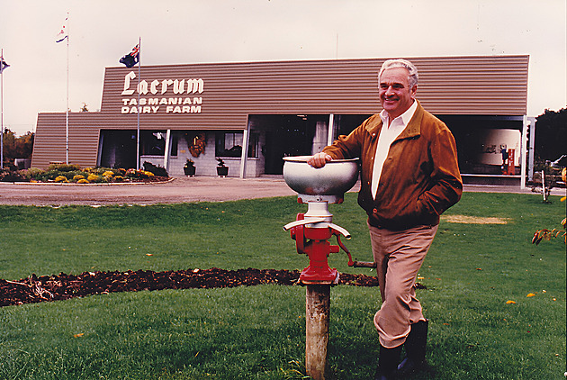 Emigroval, aby se v Austrálii stal králem sýrů. Milan Vyhnálek by se dožil 100 let