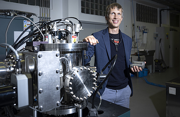 Český vynález pomůže sklárnám, díky nanopovlaku ušetří miliony