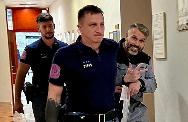 Napadení porybného kvůli sebrané povolence. Svědek útok slyšel v telefonu