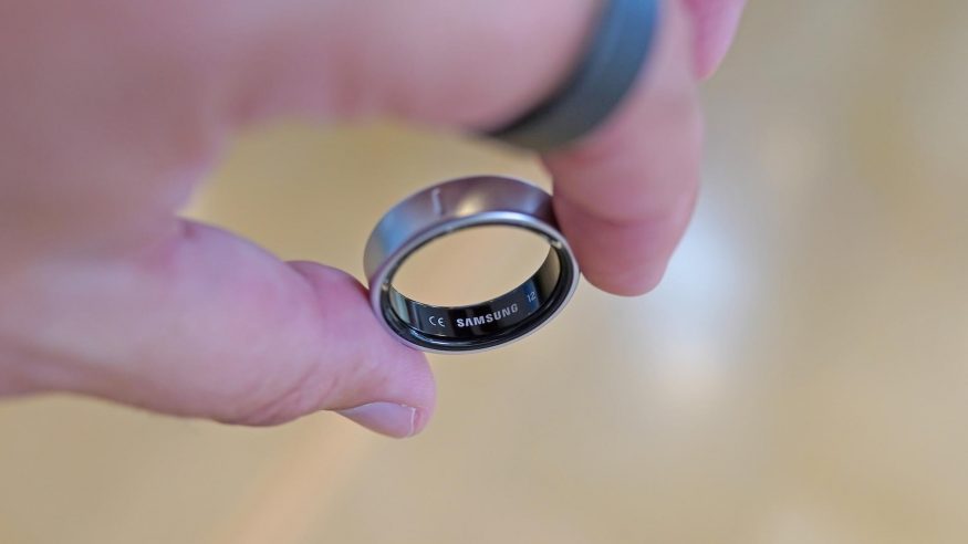 Na Galaxy Ring 2 nečekejte. Samsung se místo vývoje soudí se společností Oura