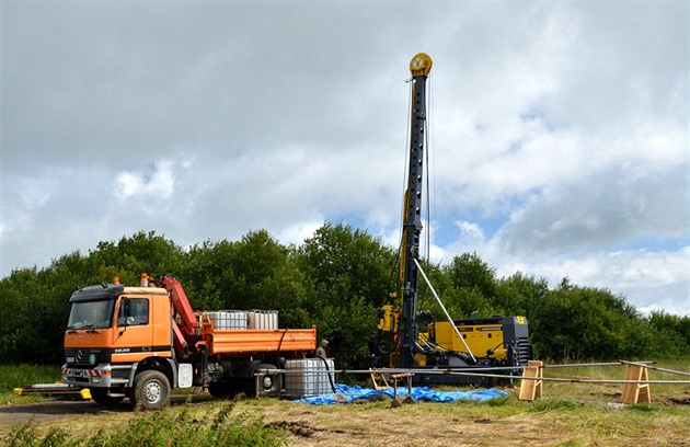 Těžba lithia zase o něco blíž. Kraj schválil vymezení ploch v Krušných horách