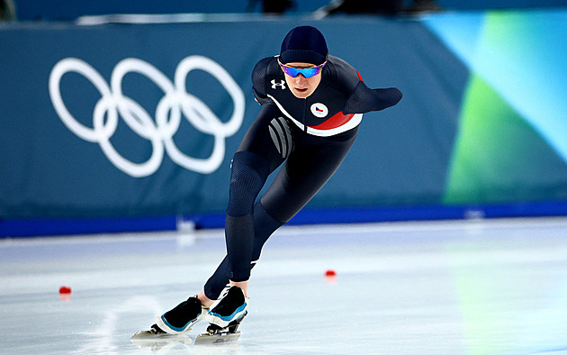 Sáblíková se s pětkou rozloučila 11. místem, těsné zlato slaví Lollobrigidová