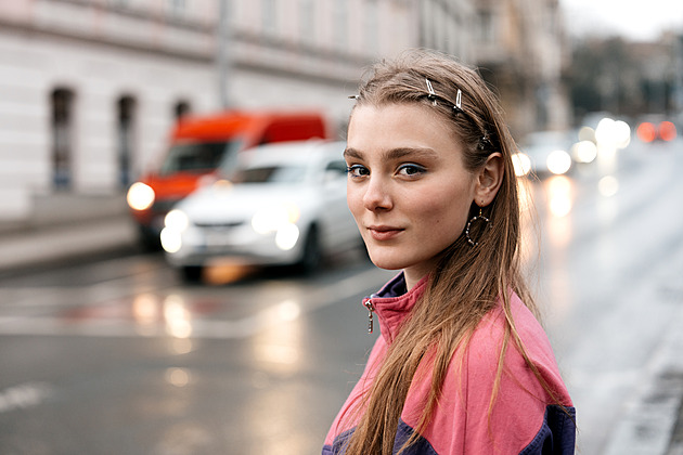 Měla jsem období temna, říká k dění okolo Sbormistra herečka Kateřina Falbrová
