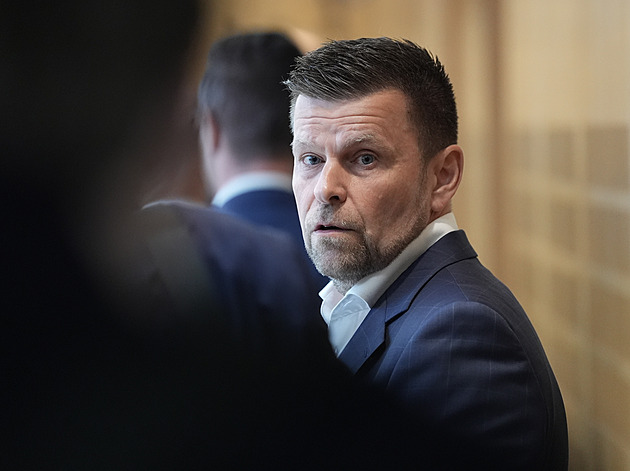 Toho dosadil Witowski, padlo u soudu s Dozimetrem. Bývalý ředitel DPP si nevzpomíná