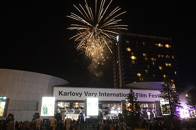 Ohňostroje ve Varech končí, pořadatelé filmového festivalu chystají náhradu