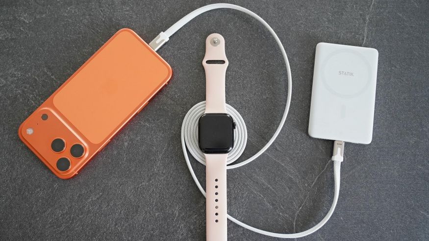 Příslušenství od Statiku nejen na cesty: magnetický držák, powerbanka a geniální USB-C kabel