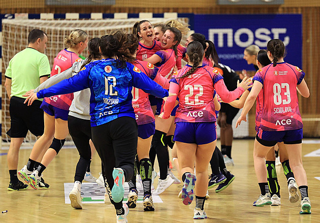Házenkářky Písku uštědřily Dunajské Stredě první porážku v interligové sezoně
