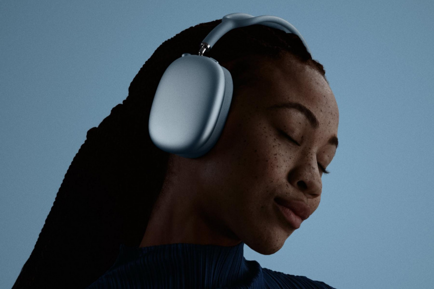 AirPods Max 2 rozebrány do posledního šroubku: zvládly něčím překvapit?