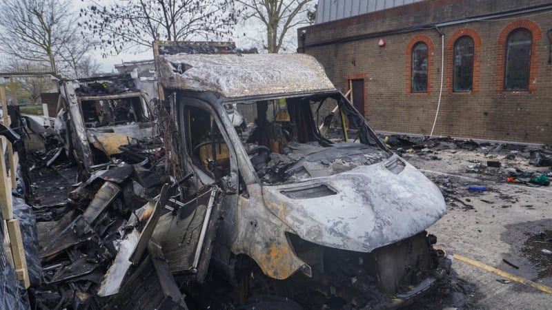 Tajemná islamistická skupina se hlásí k útokům po celé Evropě. Co je HAYI zač?