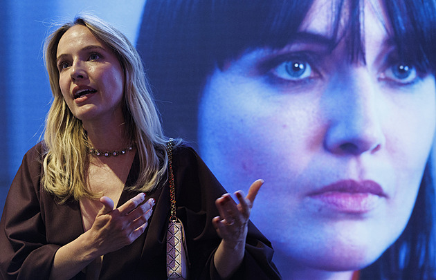 Tragický příběh Monyové míří na obrazovky. Synové řekli, proč souhlasili se zfilmováním