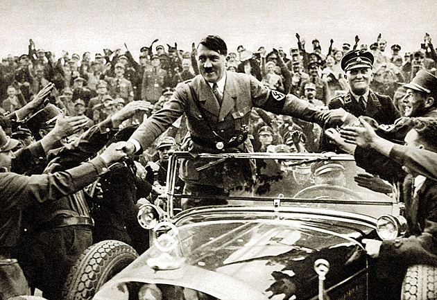 Byl děda nácek? Nová databáze lidem ukáže, zda byli jejich příbuzní v NSDAP