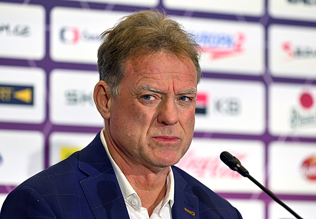 Na mistrovství světa bez Klapky i gólmanů z NHL. Rulík bere do Švýcarska i Blümela