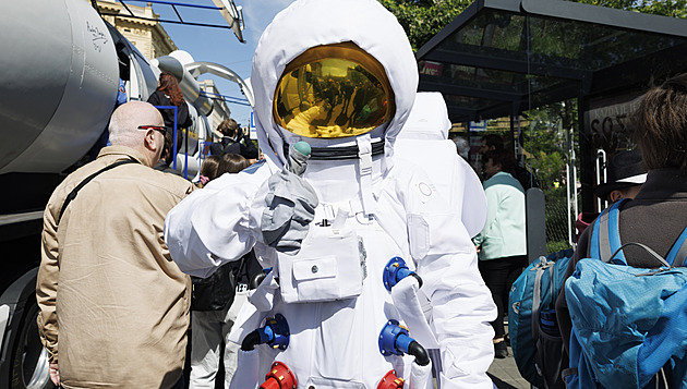 Vidět Zemi jako astronaut. Avatar Aleše Svobody provází děti vesmírným letem