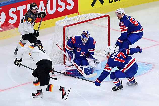 ONLINE: USA - Německo 3:3. Prodlužuje se, Američané ve třetí třetině srovnali