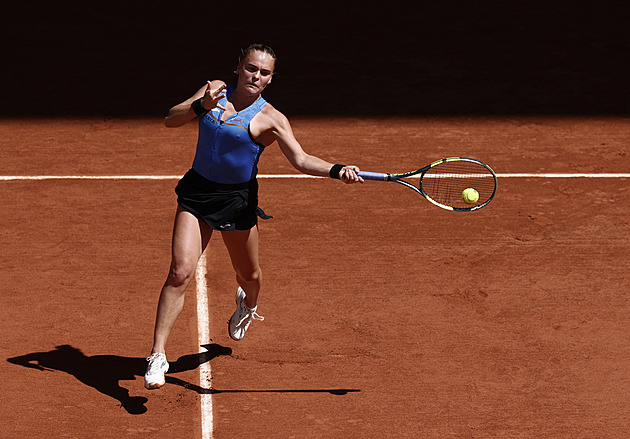 Roland Garros ONLINE: Menšík a Bouzková hrají druhé kolo, Bejlek podlehla hvězdě