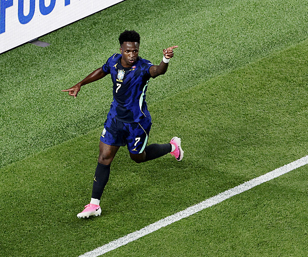 MS ve fotbale 2026 ONLINE: Brazilci slaví, ale přišli o Raphinhu. Haiti skončí poslední