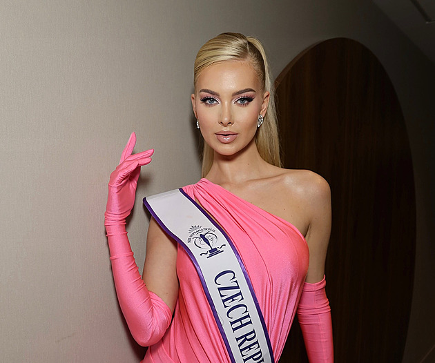 Karolína Gorylová získala korunku na Miss Supranational. Skončila pátá