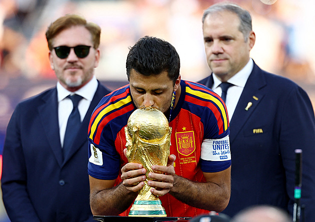 Případ Rodri. Chtěl ho Real, mistr světa ale prý nakonec zamíří do Barcelony