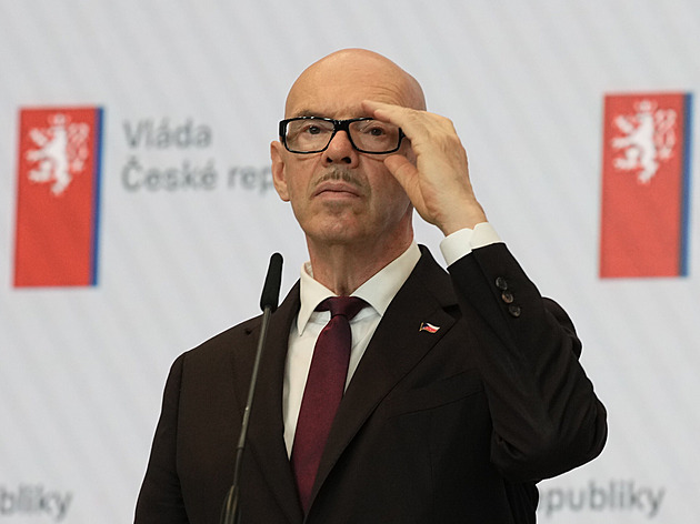 Klempíř nahněval umělce, ti píší Babišovi. Nic se měnit nebude, vzkázal ministr