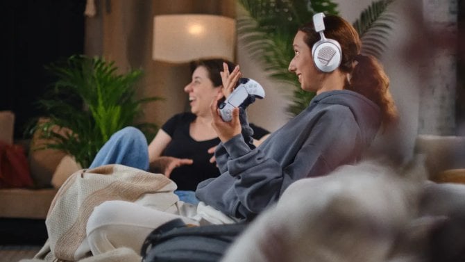 Herní sluchátka bez RGB a zbytečných efektů: Beyerdynamic přidává otevřenou variantu i vyměnitelnou baterii